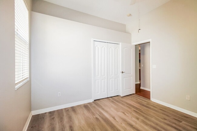 Building Photo - 14633 Deacon Ct