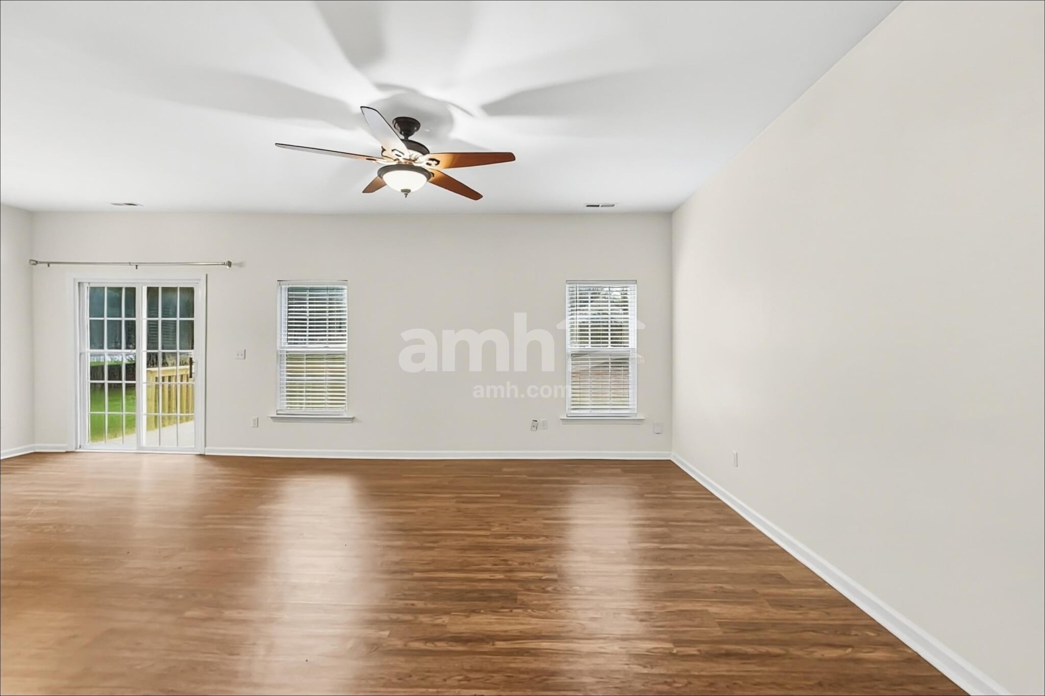Building Photo - 1 Woodvine Way
