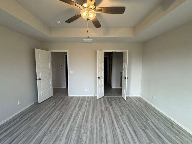 Building Photo - NEW CONTRUCTION - 4 bed-3 bath-3 car garage.