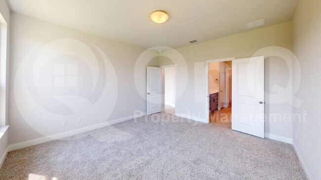 Building Photo - 920 Lido Ln