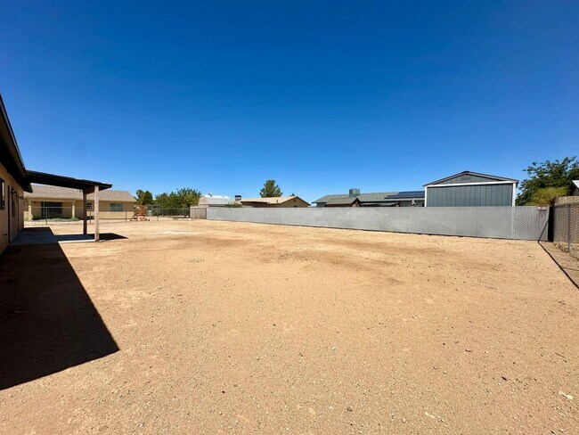 Building Photo - 6527 Nielsen Way