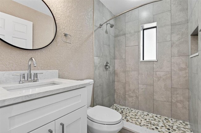 Building Photo - 6535 Brentwood Dr.