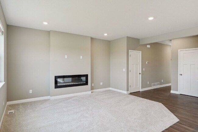 Building Photo - New build for rent - Single Family Home in...