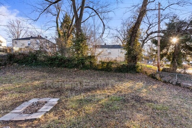 Building Photo - 588 Cosie Dr