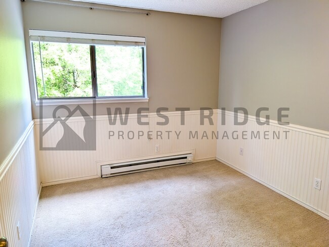 Building Photo - 6745 SW Scholls Ferry Rd