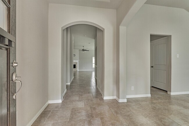 Building Photo - 3303 Woodchuck Rd