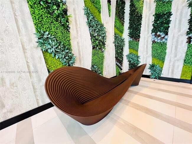 Building Photo - 851 NE 1st Ave