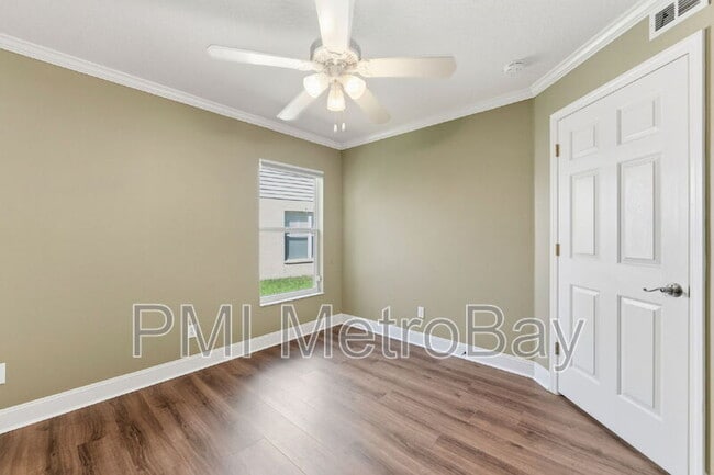 Building Photo - 15016 Deer Meadow Dr