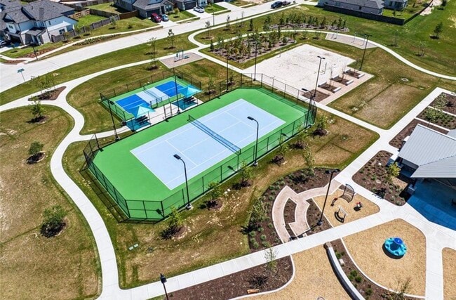 Building Photo - 21663 Sandy Dune Dr