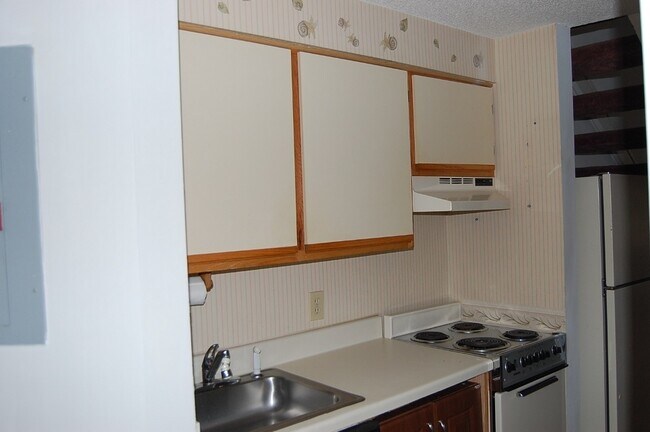 Building Photo - 1100 Possum Trot Rd