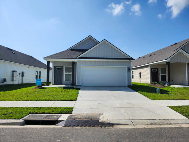 Building Photo - 908 Pelican Lakes Pkwy