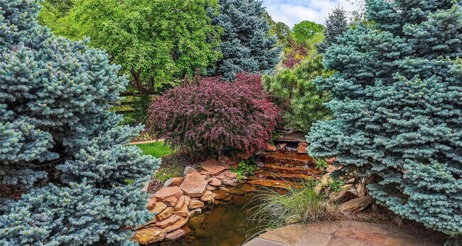 Building Photo - 4443L W Cottonwood Pl