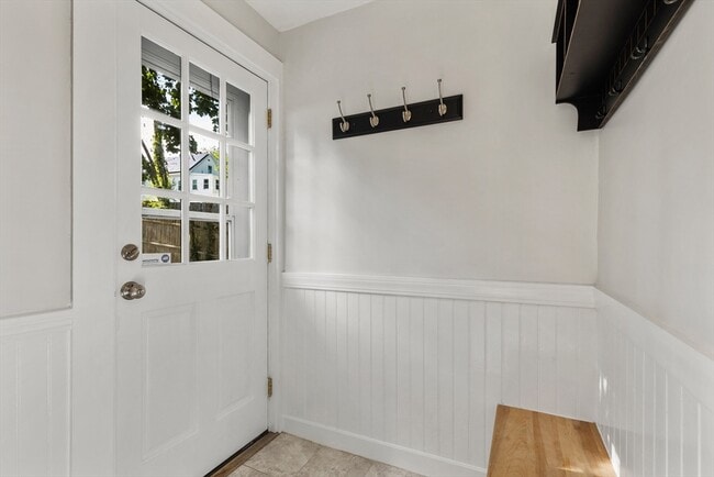 Building Photo - 99 Rockland St