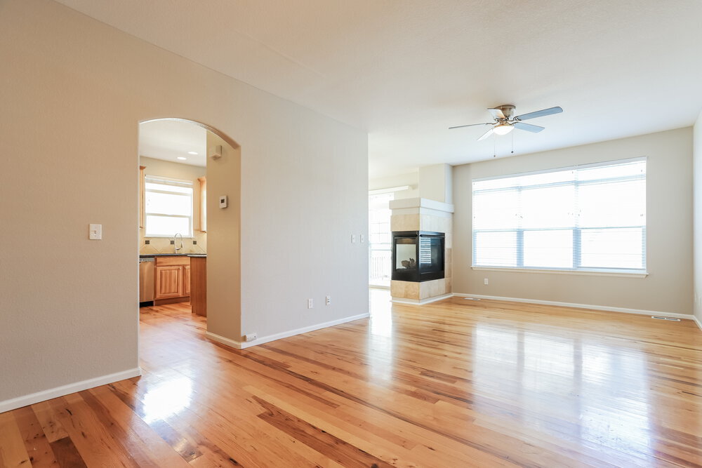 Building Photo - 1711 Red Poppy Dr