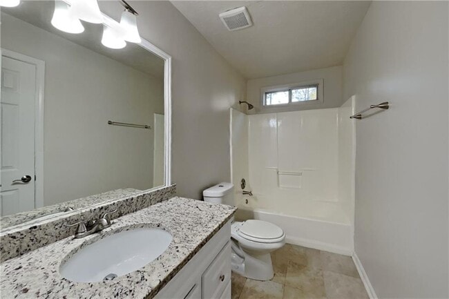 Building Photo - 3472 Erin Glen NW