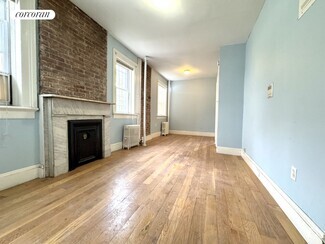 Building Photo - 327 W 18th St