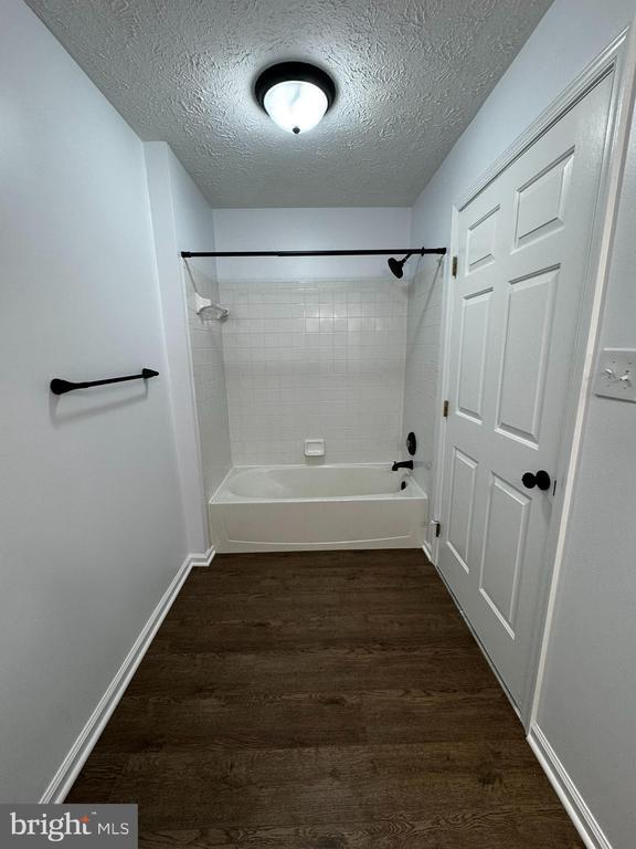 Building Photo - 6413 Weatherby Ct