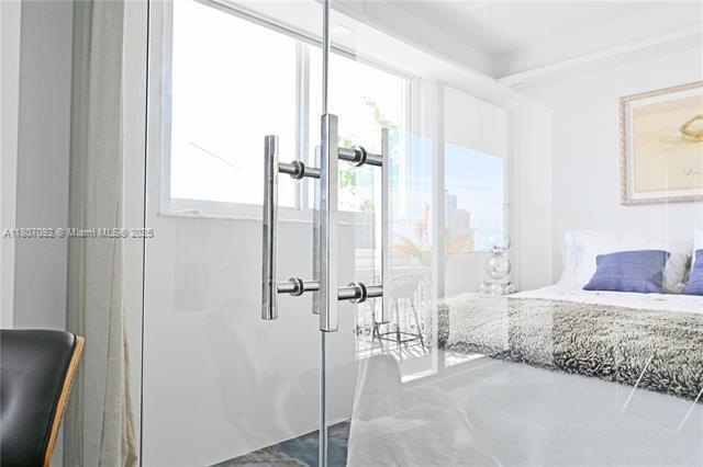 Building Photo - 401 Ocean Dr