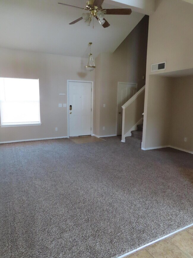 Building Photo - 14246 Gil Reyes Dr