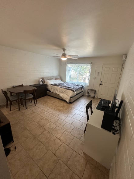 Building Photo - 931 Grand Ave