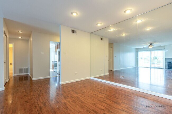 Building Photo - 2254 N Baldwin Way
