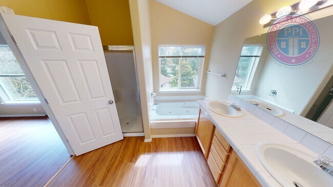 Building Photo - Beaverton - Two En-Suites! LVT Plank Flooring, No Carpet