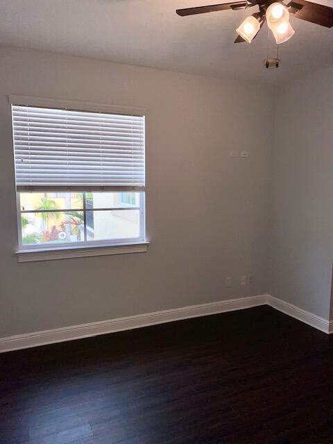 Building Photo - 81 Via Poinciana St