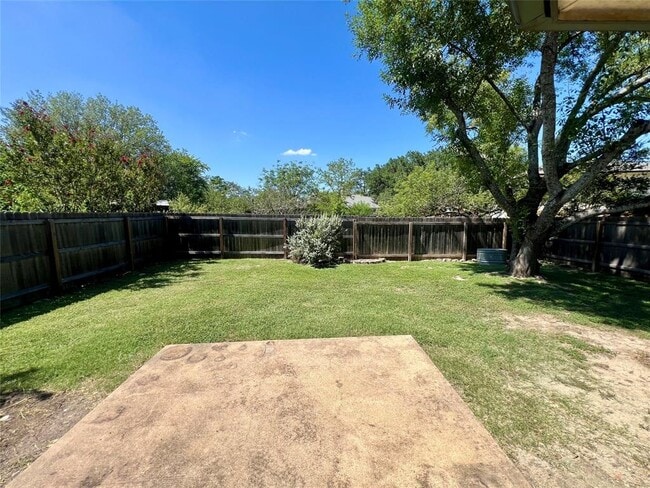 Building Photo - 1156 Tetbury Ln