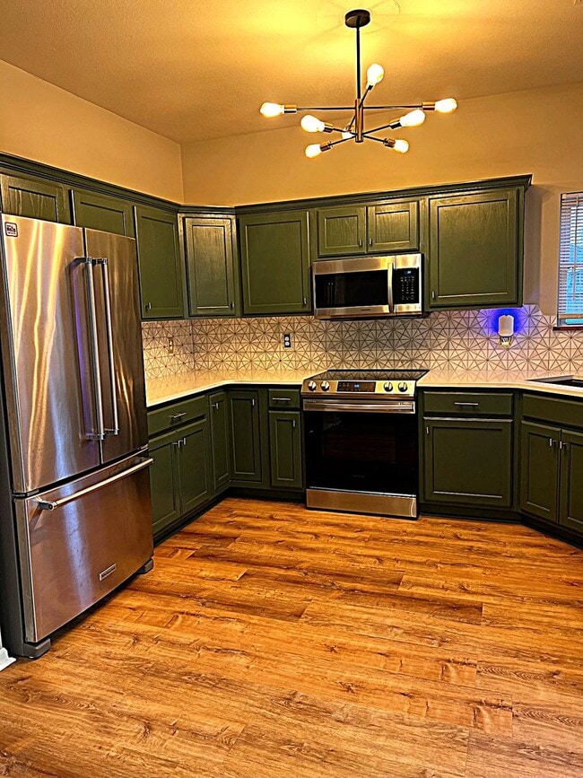 Building Photo - Charming 3-Bedroom Home with Modern Amenities and Elegant Finishes