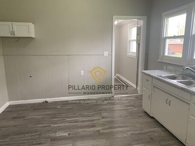 Building Photo - 3 Bedroom / 1.5 Bath New Remodel in Anderson!