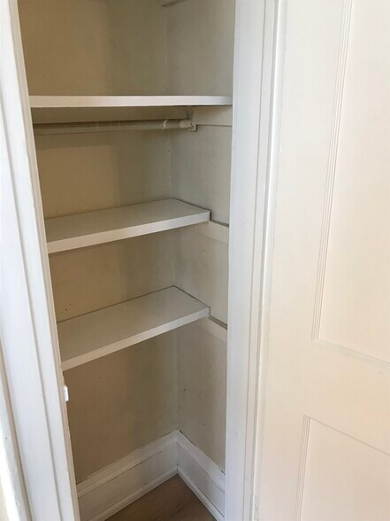 Building Photo - 121 Washington Ave