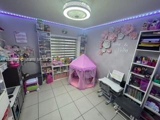 Building Photo - 8020 SW 158th Pl