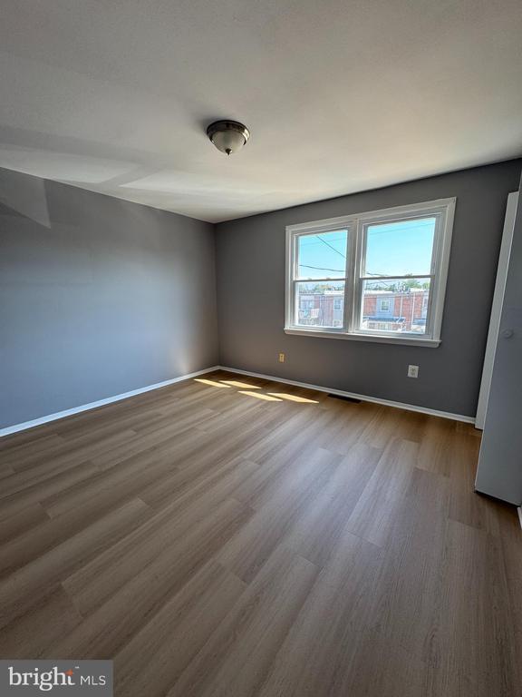 Building Photo - 8031 Wynbrook Rd