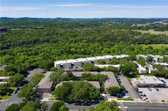 Building Photo - 1240 Barton Hills Dr