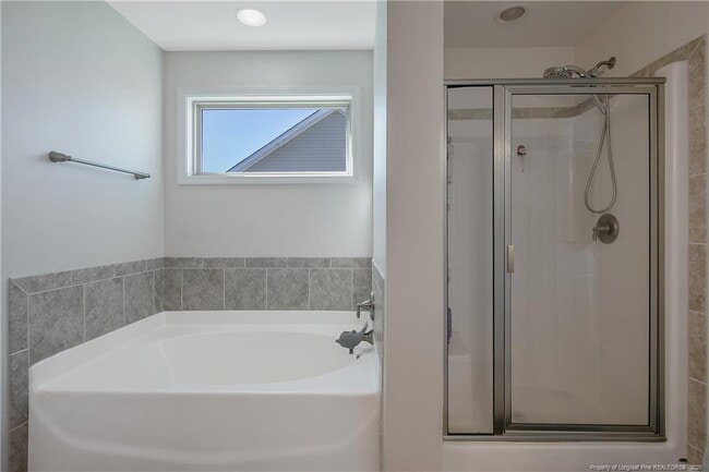 Building Photo - 688 Stonebriar Ave