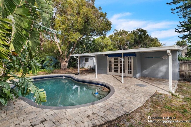 Building Photo - 803 Ellendale Dr