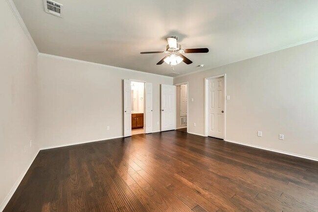 Master Bedroom - 10534 Midway Dr