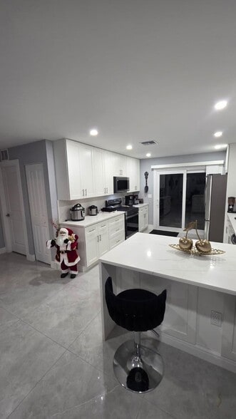 Building Photo - 131 Puffin Ct