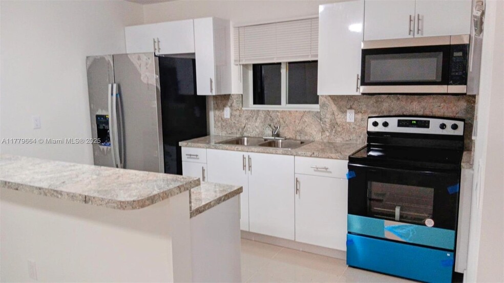 Building Photo - 3059 NW 58th St