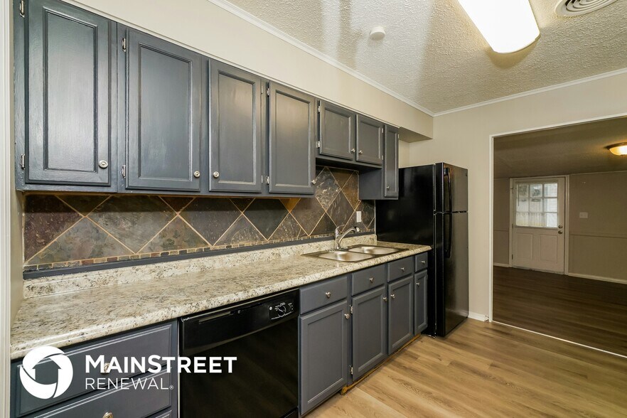 Building Photo - 279 Granvil Dr