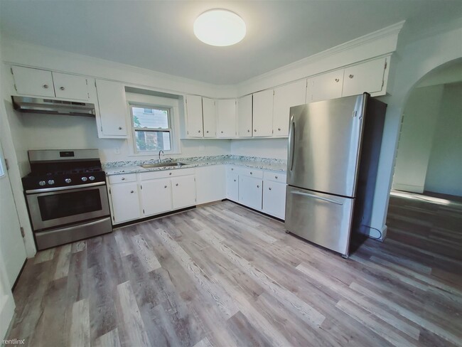 Primary Photo - 2 br, 2 bath Condo - 38 Pine Hill Ave Apt 2