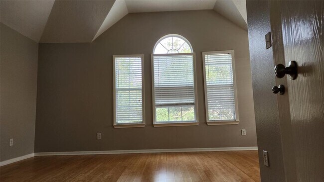Building Photo - 6819 Highwind Bend Ln