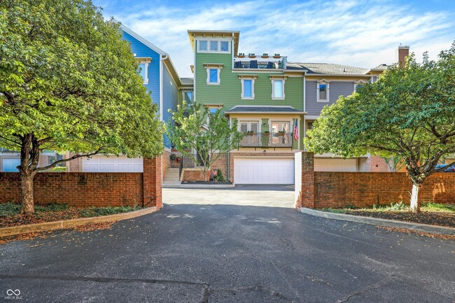 Building Photo - 529 E New York St