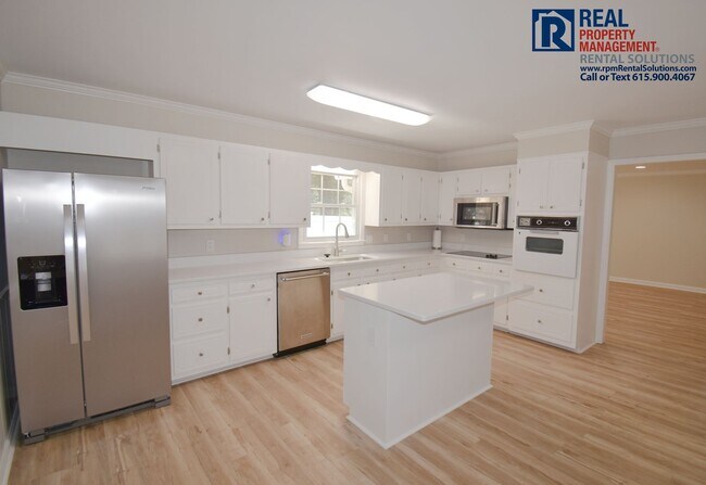 Building Photo - 2107 Londonderry Dr