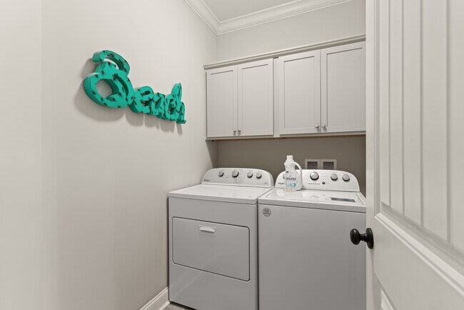 Building Photo - 1105 Reserve Ln