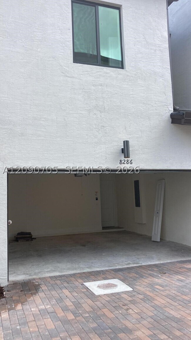 Building Photo - 8286 NW 43rd St