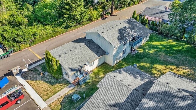 Building Photo - 11353 SW Greenburg Rd