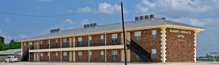 Building Photo - 411 E Central Texas Expy