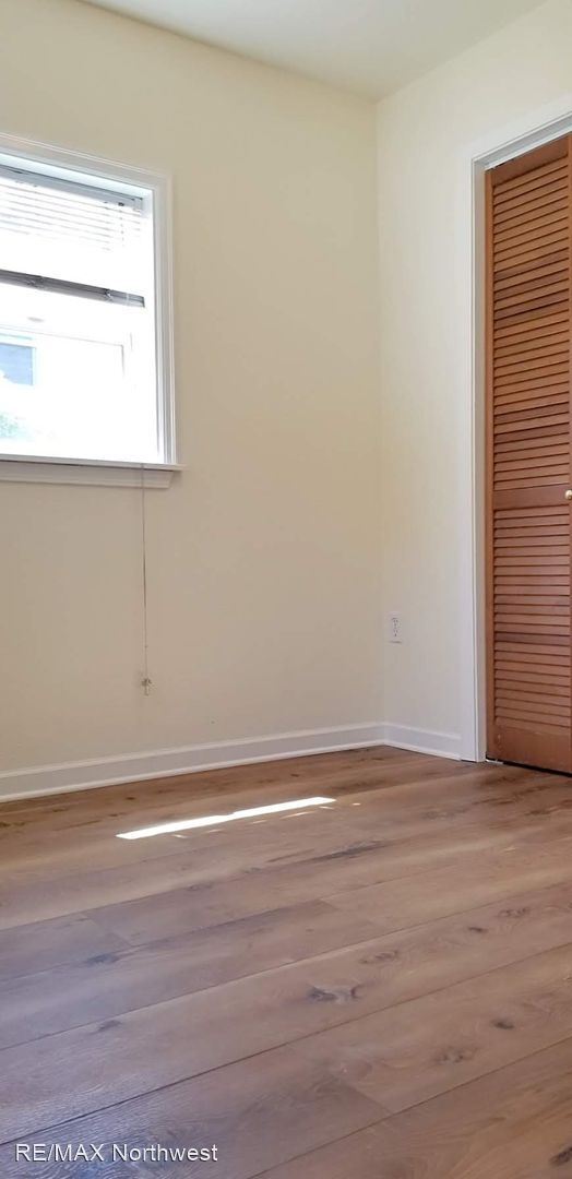 Building Photo - 1 br, 1 bath House - 127 A Plymouth St NW