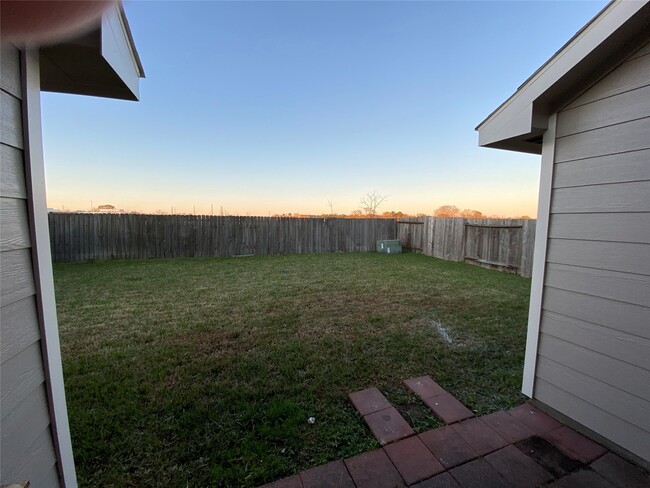 Building Photo - 4622 Bridgestone Path Dr